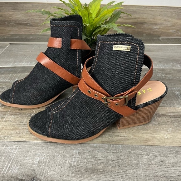 Extreme by Eddie Marc Blue Denim Sandal Block Heels Size 11 - Picture 2 of 12